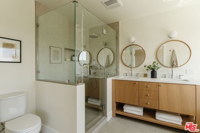 29204 Deep Shadow Drive, Agoura Hills CA: https://media.crmls.org/mediaz/f80de087-d1b7-40f6-892b-c7395e2fa797.jpg