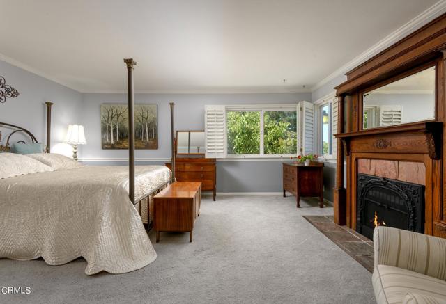 10430 N Ojai Santa Paula Road, Ojai CA: https://media.crmls.org/mediaz/f80e8c31-2db2-401f-affc-5750cd7dad69.jpg