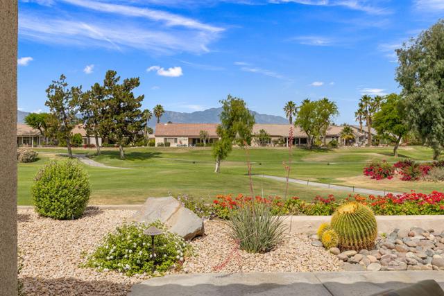 38995 Brandywine Avenue, Palm Desert CA: https://media.crmls.org/mediaz/f8104ffe-5906-4c1f-a686-b08e0495c69f.jpg