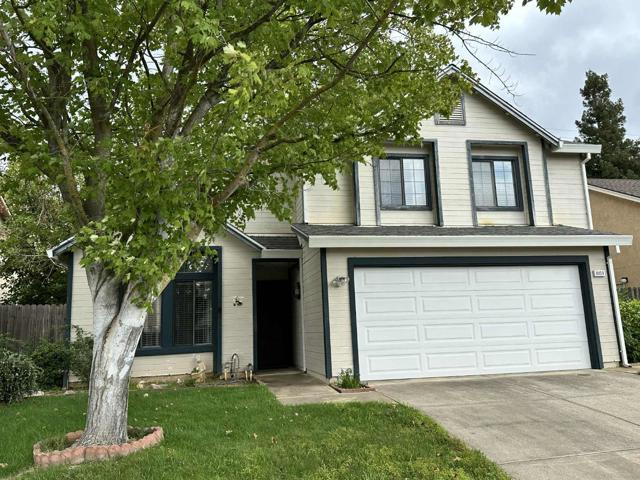 8959 Boreal Way, Elk Grove CA: https://media.crmls.org/mediaz/f81250e3-493f-423b-b481-ca75b206bfb9.jpg