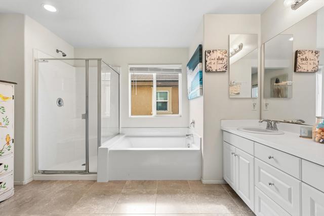 Detail Gallery Image 19 of 36 For 35461 Brown Galloway Ln, Fallbrook,  CA 92028 - 4 Beds | 3 Baths