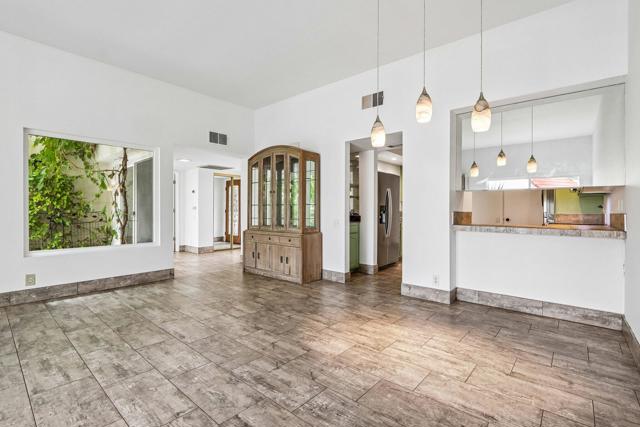 1683 Tam O Shanter Plaza, Palm Springs, CA 92264