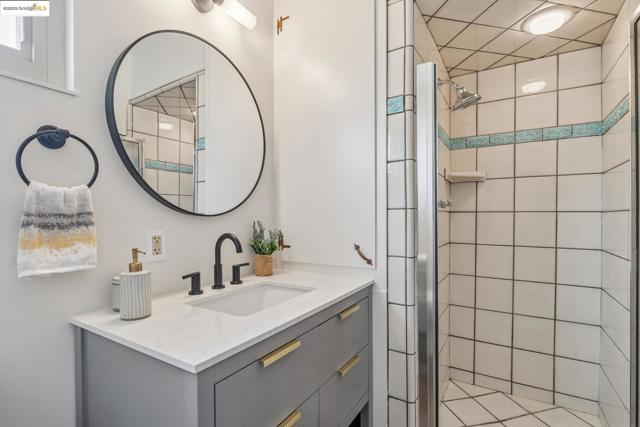 1494 Olive Ave, Richmond CA: https://media.crmls.org/mediaz/f814676c-d884-4419-9cd2-34187144cbde.jpg