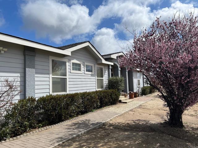 Home for Sale in Campo