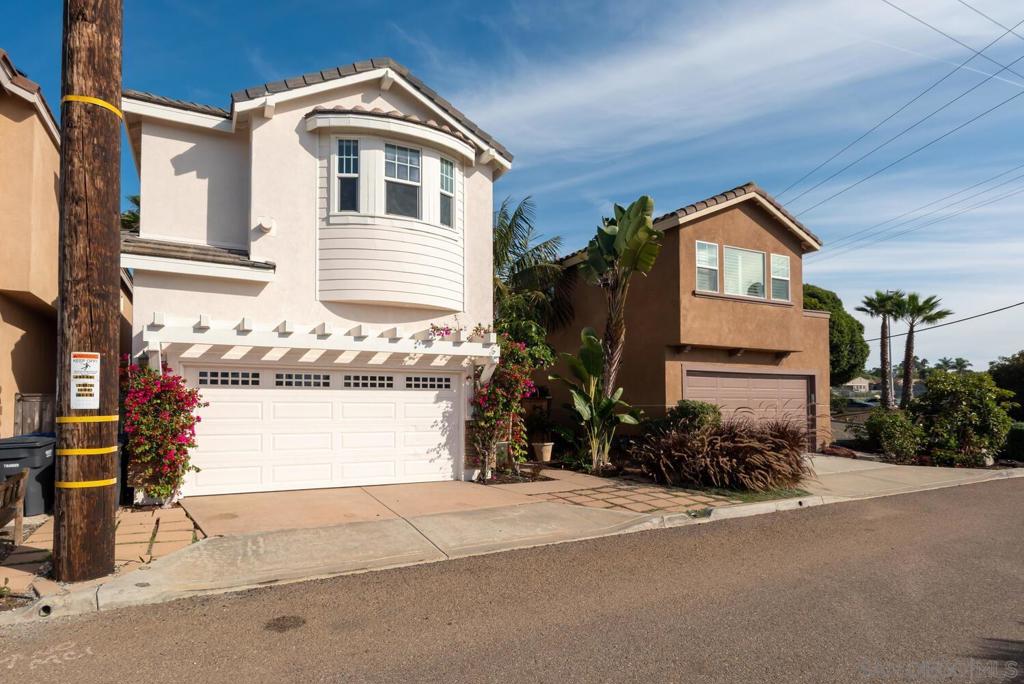 409 Cedros Ave