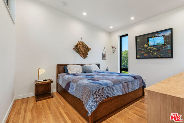 3756 Wade Street, Los Angeles CA: https://media.crmls.org/mediaz/f8167640-7dd4-4ad2-b850-b1dc0cd27091.jpg