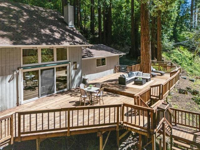 16306 Redwood Lodge Road, Los Gatos CA: https://media.crmls.org/mediaz/f816b9ae-96a4-437c-bb6c-60094f3abc97.jpg