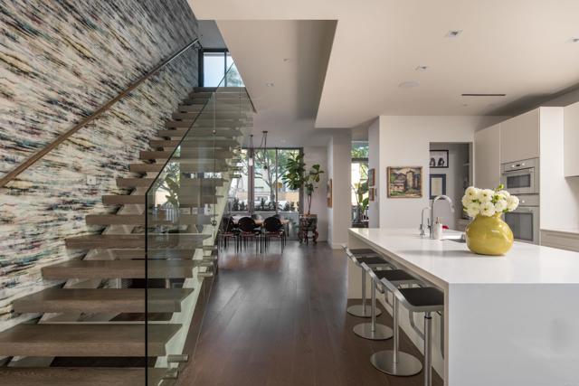 Detail Gallery Image 6 of 37 For 589 Palm St, San Diego,  CA 92103 - 2 Beds | 2/1 Baths