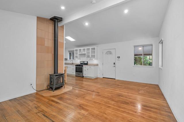 657 River Drive, Boulder Creek CA: https://media.crmls.org/mediaz/f817dc00-bd5d-4535-9d9a-2293ff5e0e7f.jpg