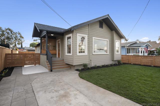 1091 Lincoln Ave, San Diego CA: https://media.crmls.org/mediaz/f817ecb3-ea47-4e14-9f56-1483a1dd99ab.jpg