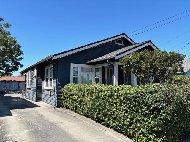 961 S 7th Street, San Jose CA: https://media.crmls.org/mediaz/f8192c81-c6cb-41bf-9a96-e9a99276cbcc.jpg