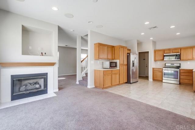 1238 Avenida Amistad, San Marcos CA: https://media.crmls.org/mediaz/f819f886-b6a9-4120-8f21-f18d3b13718b.jpg