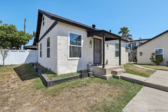 Image 2 of 6 For 617 A Avenue