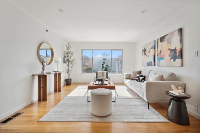 3860 Fairfax Way, South San Francisco CA: https://media.crmls.org/mediaz/f81b5f3a-02fd-477f-8e65-fd43af067102.jpg