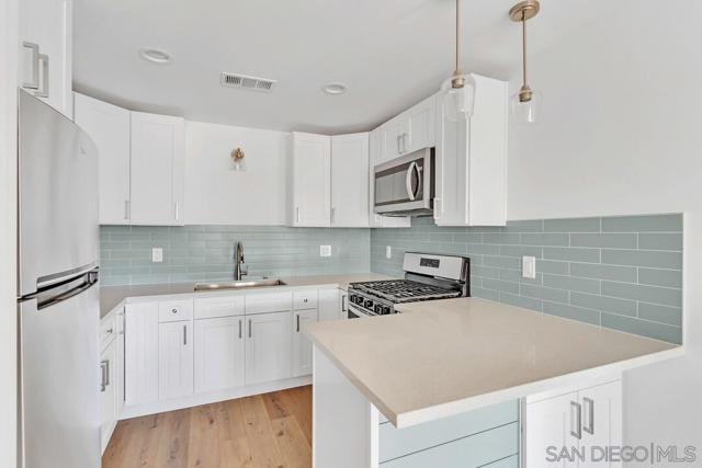 4922 Muir Ave, San Diego CA: https://media.crmls.org/mediaz/f81d5c53-ae11-4e01-86b7-a01ebdc286bc.jpg