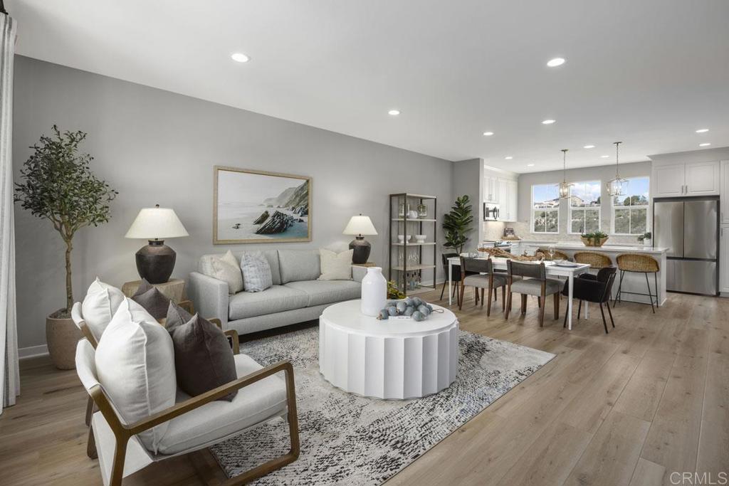 2586 Delphinium Lane