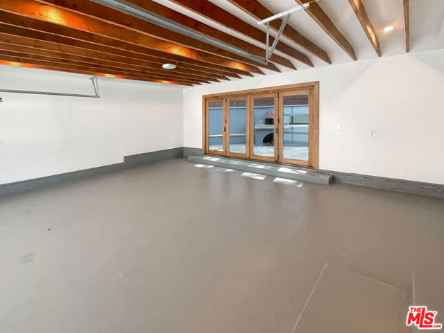 2252 Verde Oak Drive, Los Angeles CA: https://media.crmls.org/mediaz/f81f7dd2-f062-400c-93b9-92cd52643e29.jpg