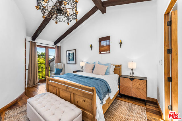 5850 Lapworth Drive, Agoura Hills CA: https://media.crmls.org/mediaz/f81fa639-b5b9-4eac-8951-64a9ac3c0bb4.jpg