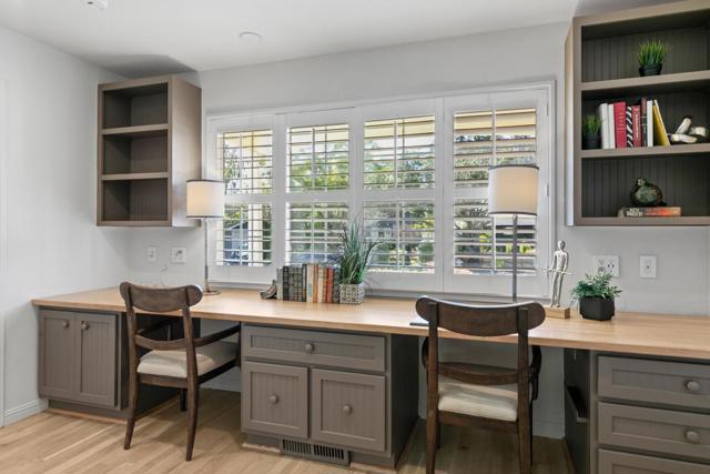 2982 Arguello Drive, Burlingame CA: https://media.crmls.org/mediaz/f81fb60a-ea8a-449c-a2a7-4a593563a6a7.jpg