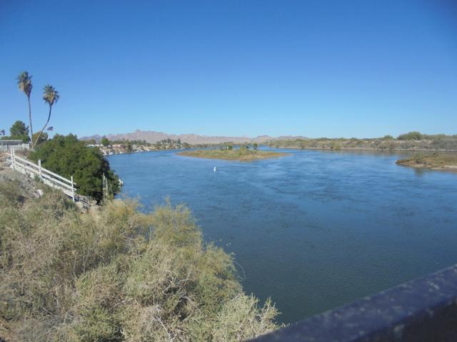 5682 Colorado River Road, Blythe CA: https://media.crmls.org/mediaz/f82058b7-2e44-4c2d-b214-a4550709f5f7.jpg