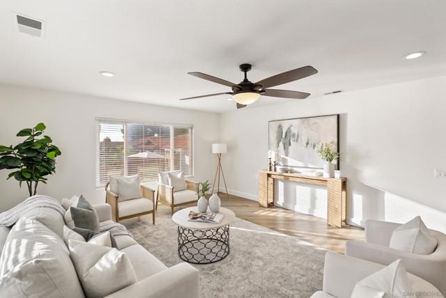 1918 Odell Cir, Vista CA: https://media.crmls.org/mediaz/f820ba14-1f39-4f21-b253-786149363667.jpg