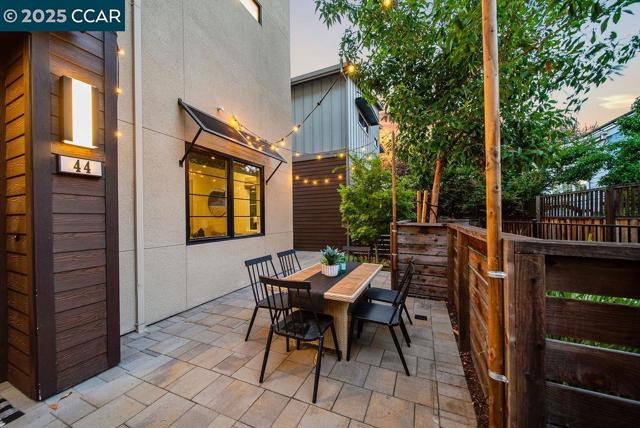 44 Analisa Ln, Walnut Creek CA: https://media.crmls.org/mediaz/f821c7c6-51a6-4edf-875e-176e625bdab7.jpg
