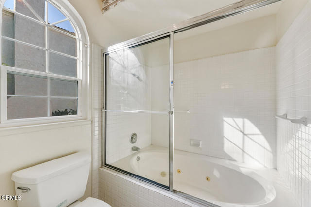 Detail Gallery Image 29 of 52 For 2110 Bermuda Dunes Pl, Oxnard,  CA 93036 - 2 Beds | 2 Baths