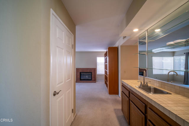 Detail Gallery Image 9 of 33 For 5379 Butterfield St, Camarillo,  CA 93012 - 4 Beds | 3 Baths