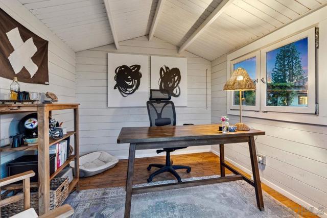 350 Punta Baja Dr, Solana Beach CA: https://media.crmls.org/mediaz/f824cb5f-2a1d-450c-b7c1-b541f4d1f340.jpg