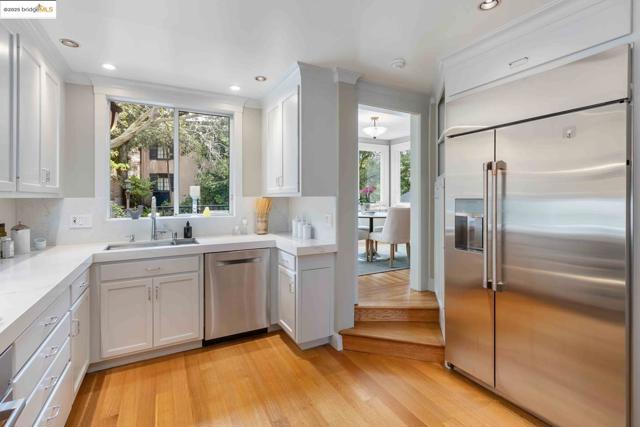 1 Brookside Avenue, Berkeley CA: https://media.crmls.org/mediaz/f825179d-a9c4-4b7a-96e0-9849b1f5c182.jpg
