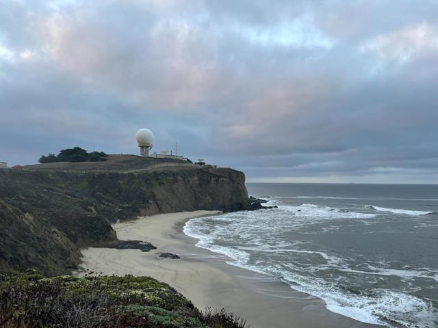855 Sierra Street, Moss Beach CA: https://media.crmls.org/mediaz/f826cf2c-ebbf-429c-a854-a0524ee5a873.jpg