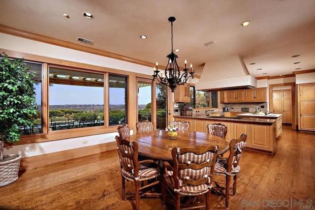 14716 Ladys Secret Drive, Rancho Santa Fe CA: https://media.crmls.org/mediaz/f826e42b-fda9-4355-afc4-d0775ffad262.jpg