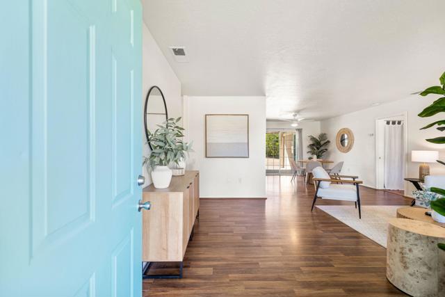 42245 Kansas Street, Palm Desert CA: https://media.crmls.org/mediaz/f827f676-5605-47dd-a7a3-3f00b2a7c916.jpg