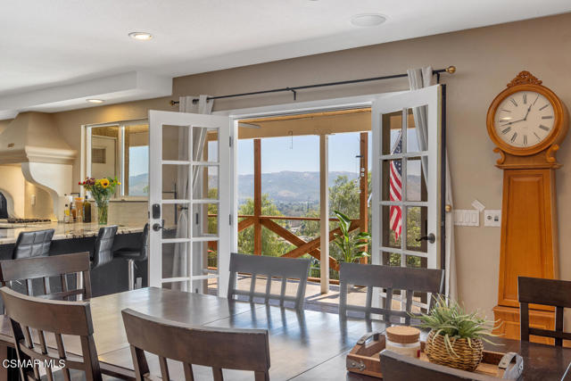 3166 Sycamore Drive, Simi Valley CA: https://media.crmls.org/mediaz/f829e502-5df6-477f-a1df-63f0a96a9933.jpg