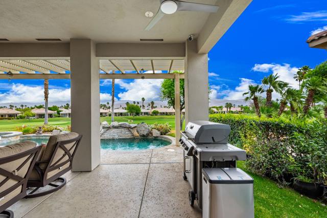 44580 S Heritage Palms Drive, Indio CA: https://media.crmls.org/mediaz/f829eaf0-0532-4745-b8be-c512adf05908.jpg