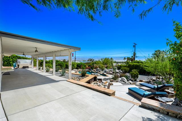 2360 N Palermo Drive, Palm Springs CA: https://media.crmls.org/mediaz/f82bb659-6e91-4256-b2f0-df5562e23e94.jpg