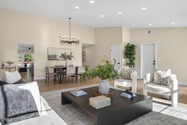 Detail Gallery Image 8 of 52 For 2086 El Rancho Dr, Camarillo,  CA 93010 - 4 Beds | 2 Baths