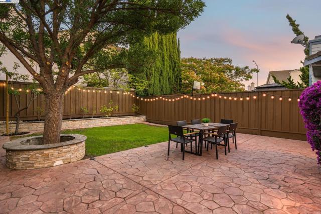 44930 Lynx Dr, Fremont CA: https://media.crmls.org/mediaz/f82d2f43-7a5b-4ab1-8018-9d57525f635a.jpg