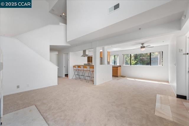 219 Sea Crest Cir, Vallejo CA: https://media.crmls.org/mediaz/f82dd23e-3583-487d-888c-88f6d675f708.jpg