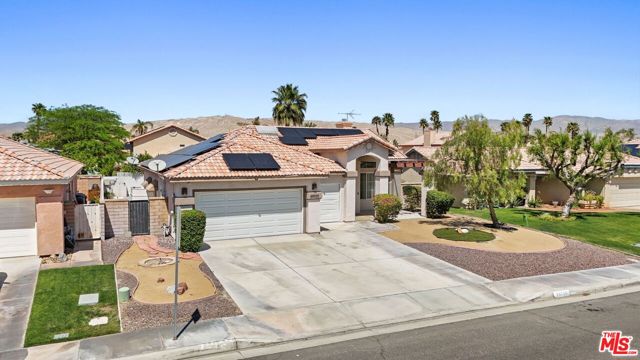 69730 Mccallum Way, Cathedral City CA: https://media.crmls.org/mediaz/f82e2aad-c087-4601-a68d-04bb8426751b.jpg