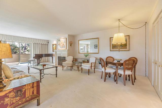 59 Skyline Crest Dr, Monterey CA: https://media.crmls.org/mediaz/f82e7061-c190-4e37-9d0e-e52dede41752.jpg