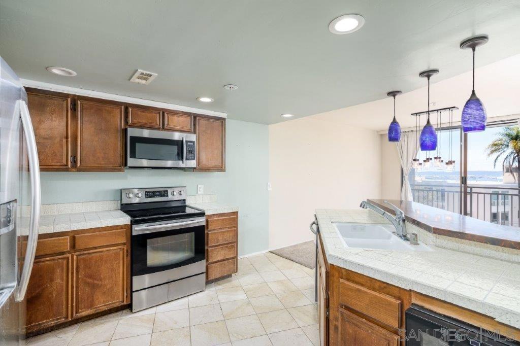 MLS #250032991SD image #20