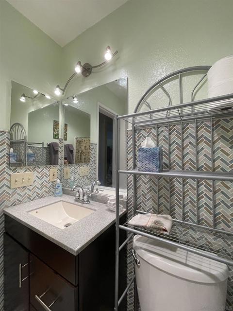 7263 Camino Degrazia, San Diego CA: https://media.crmls.org/mediaz/f8300fe2-e4b4-40b1-ac84-8e1e52abb1e6.jpg