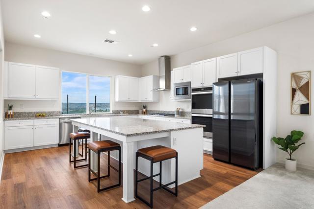 1228 Spivey Rd, Chula Vista CA: https://media.crmls.org/mediaz/f830f2ce-c5e1-4f14-b8f1-fc14ab95055f.jpg