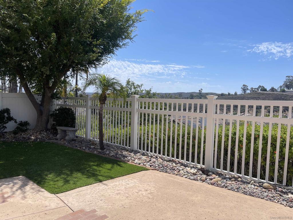 11462 Cypress Woods Dr - photo 4