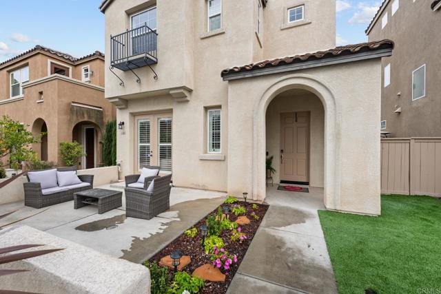 Detail Gallery Image 8 of 41 For 1683 Kincaid Ave, Chula Vista,  CA 91913 - 4 Beds | 4 Baths