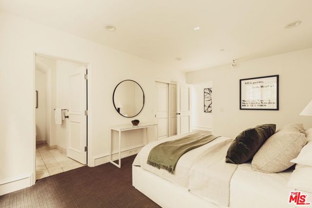 223 24th Street, Santa Monica CA: https://media.crmls.org/mediaz/f832ae66-977b-4b02-bfbd-7f17b8b7cfe4.jpg
