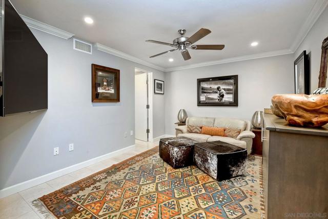 812 San Antonio Pl, San Diego CA: https://media.crmls.org/mediaz/f8330e5c-5868-4d69-8e47-057f4fecad0c.jpg