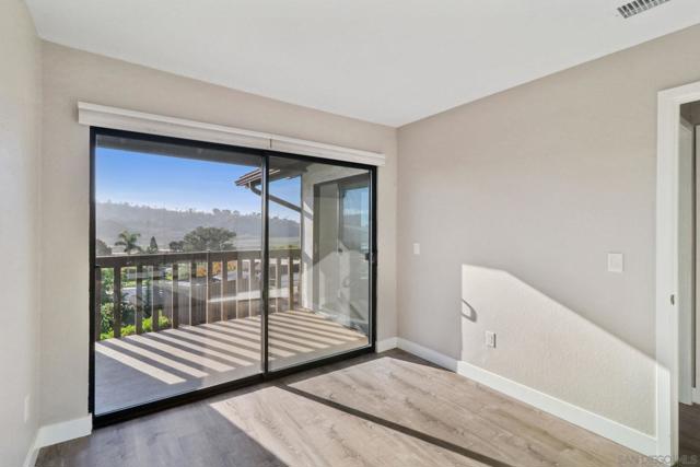 2422 Caminito Ocean Cv, Cardiff by the Sea CA: https://media.crmls.org/mediaz/f83411ea-6540-4838-8541-111dd8e2ddd4.jpg