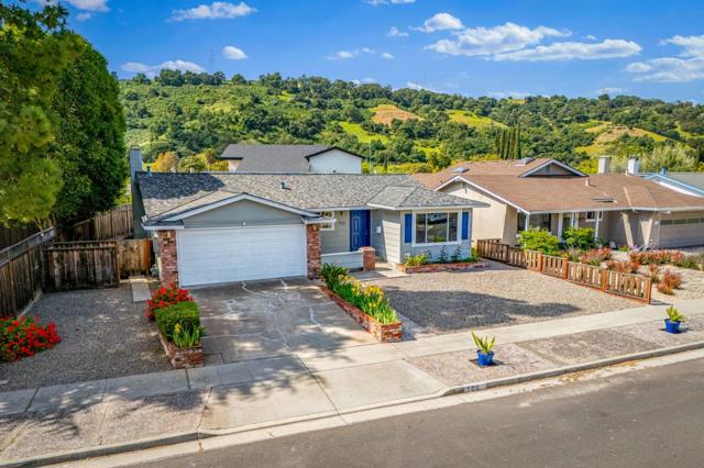 702 Cree Drive, San Jose CA: https://media.crmls.org/mediaz/f83446c8-1e99-4e10-a311-12167c10760b.jpg